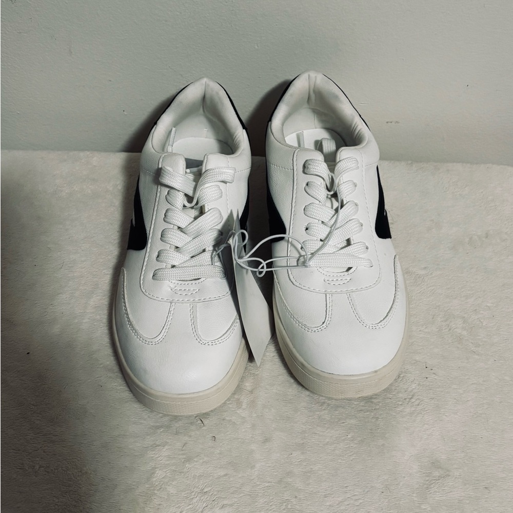 DV by Dolce Vita White and Black Sneakers